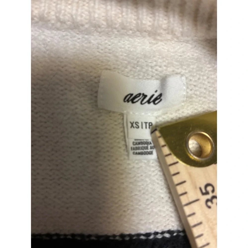Aerie Womens XS Cream Black‎ Striped Crewneck Oversized Knit Sweater 10018-62Y